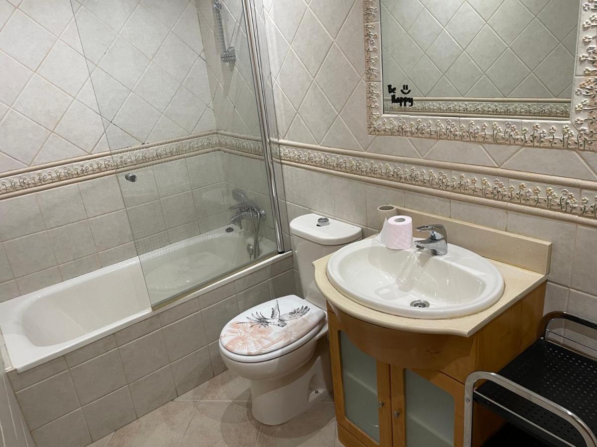 Xryhomes I Residencial En Jerez 4 Hab, 2 Banos, 7Pax, 10 Min Del Centro Jerez de la Frontera Ngoại thất bức ảnh